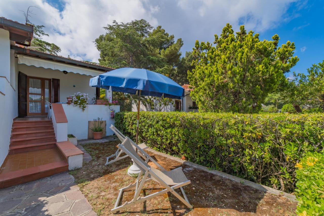 Residence Baia Delle Grazie Casa Morcone Exterior photo